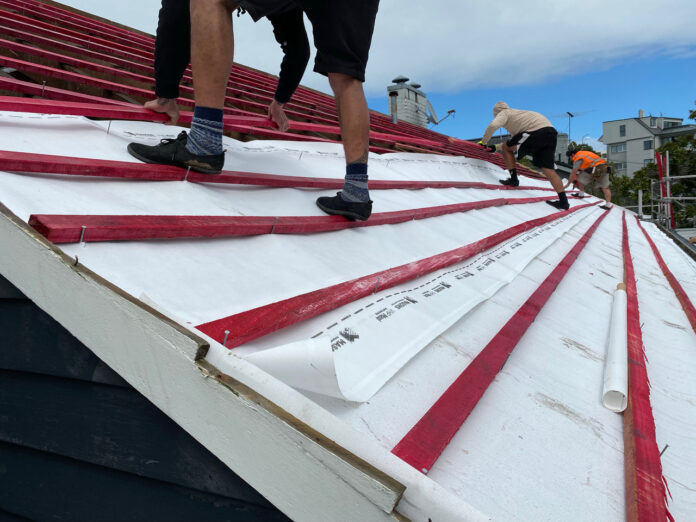 Award-winning roofers Webbs Brick & Roof say weight-saving VHP Roof Underlay makes roofing easier.